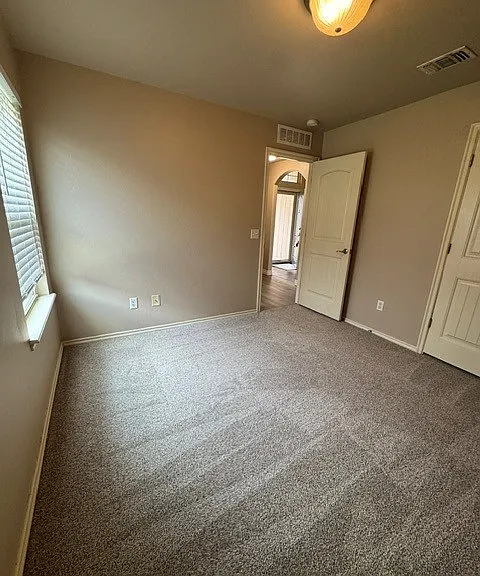 2605 NW 180th St — Photo 10