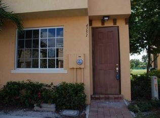 4151 Napoli Lake Dr, Riviera Beach, FL 33410
