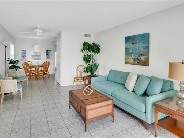 17 Vista Palm Lane #201, Vero Beach, FL 32962