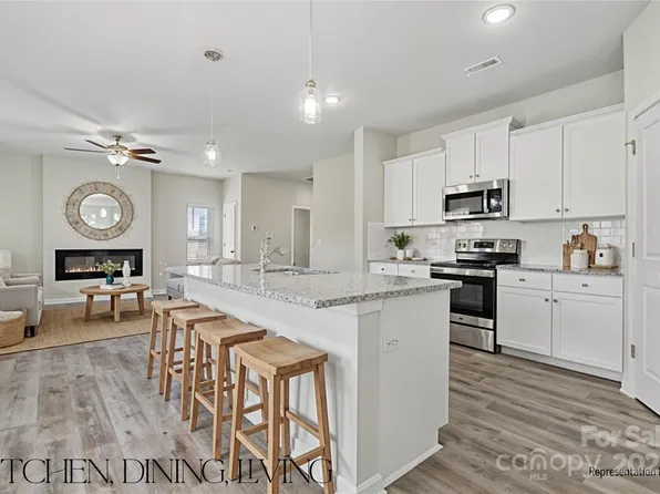 217 Lake George Dr, Shelby, NC 28152