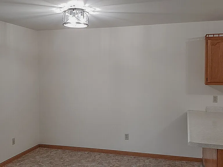 113 W Parkview St #B — Photo 6