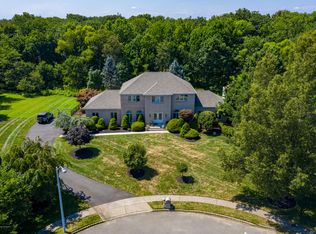 16 Lenape Trl, Freehold, NJ 07728