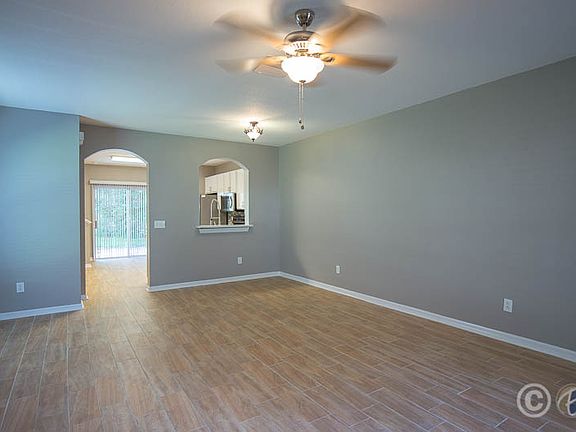 3rd image of 5879 Fishhawk Ridge Dr