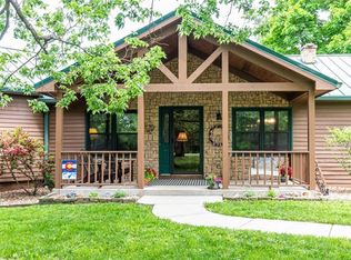 21187 Evans Rd, Tonganoxie, KS 66086