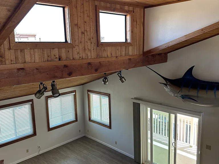 145 Pasadena Ave — Photo 4