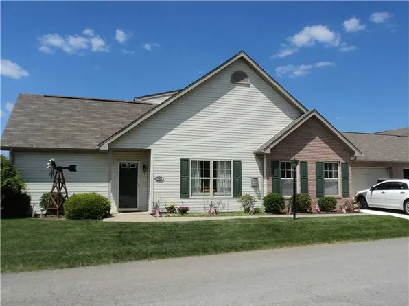 1053 Timberwood Dr, Beaver Falls, PA 15010