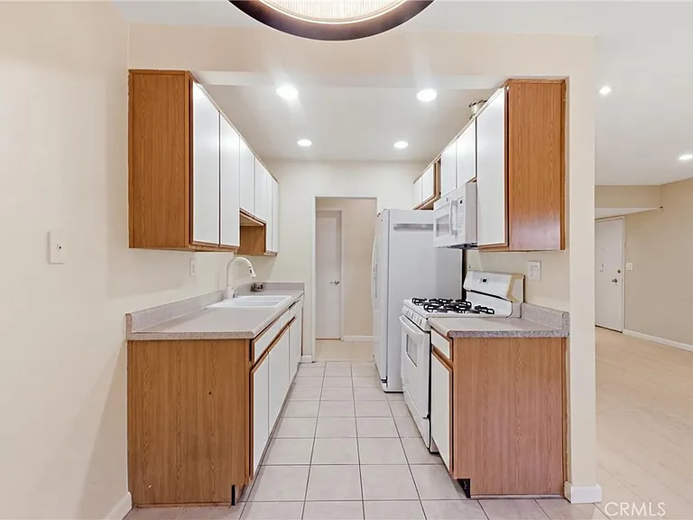965 S Idaho St #1 — Photo 5