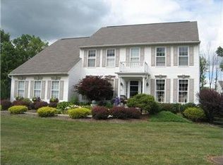 131 Neshannock Trails Dr, New Castle, PA