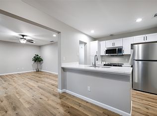 5820 Sandhurst Ln #B, Dallas, TX 75206