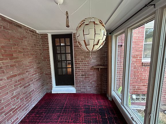 5th image of 25335 Hall Dr