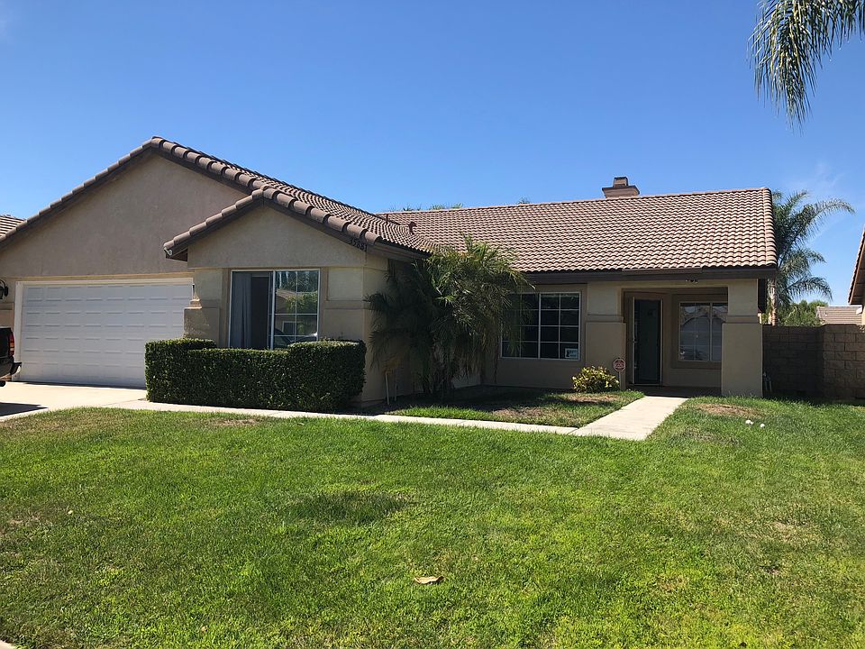 1st image of 35881 Arras Dr