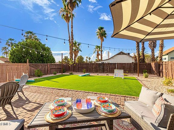 2nd image of 1730 E JACINTO Circle