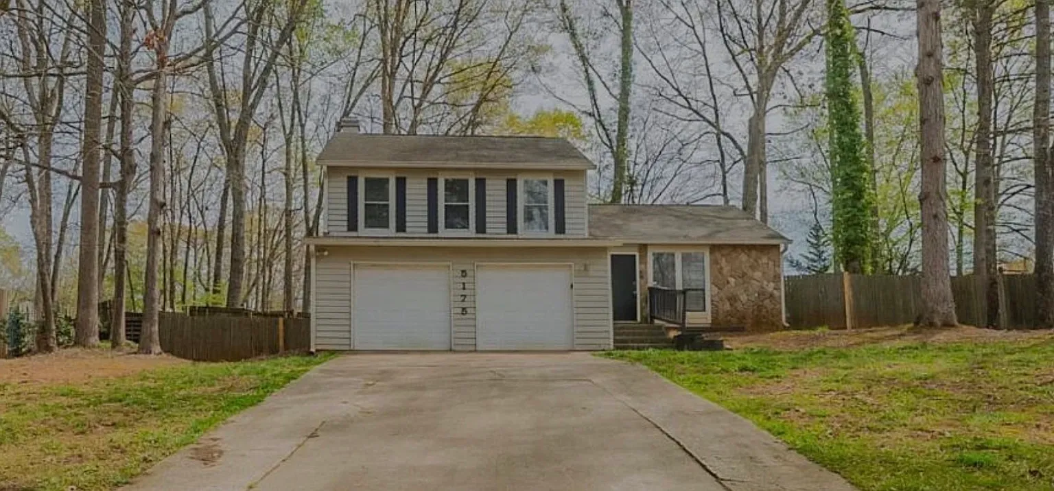 Walker Rd, Stone Mountain — Photo 1