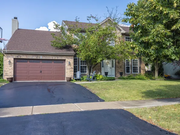 1429 Schoenherr Ave, Bolingbrook, IL 60490