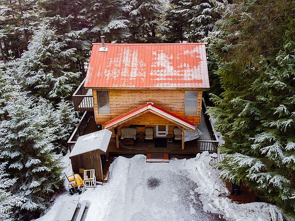 2nd image of 32530 Judan Rd