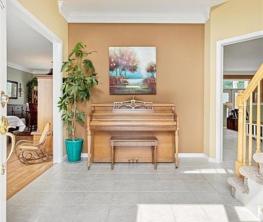 3rd image of 105 River Birch Court