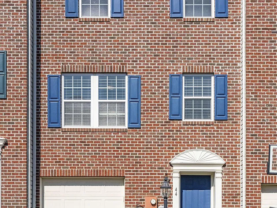 44 Don Quixote Dr