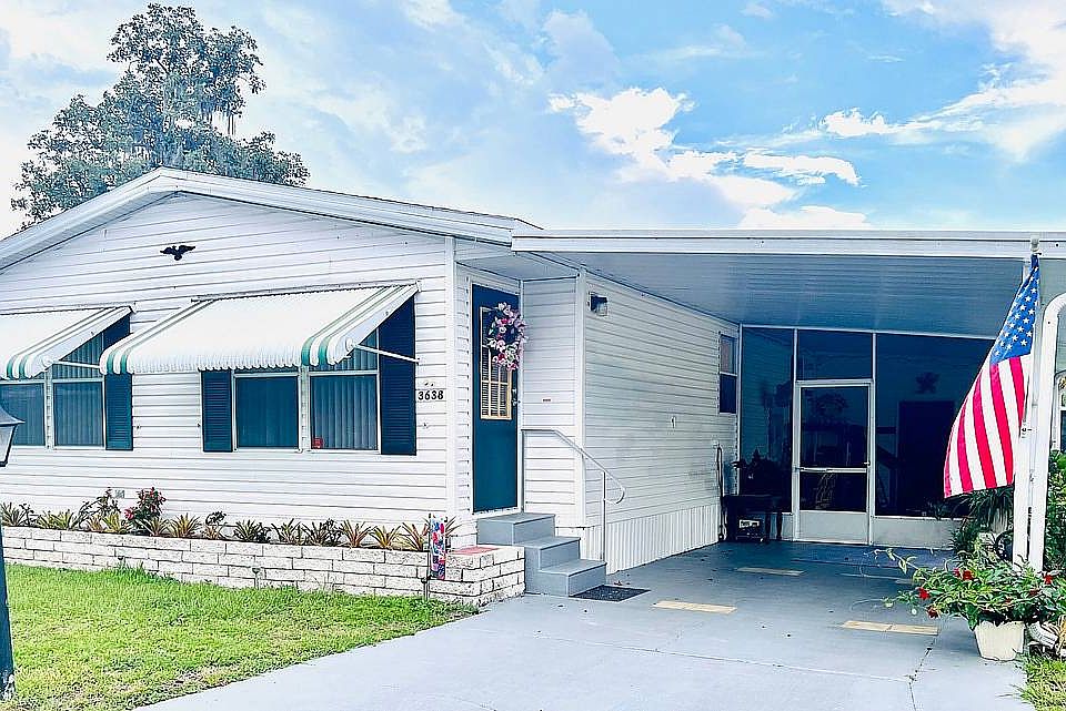 1st image of 3638 Wonderland Park Ln