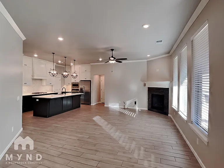 5400 Riverrun Ct — Photo 4