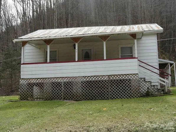 1116 Upper Poore Valley Rd, Saltville, VA 24370