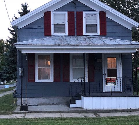 2nd image of 733 Morris St