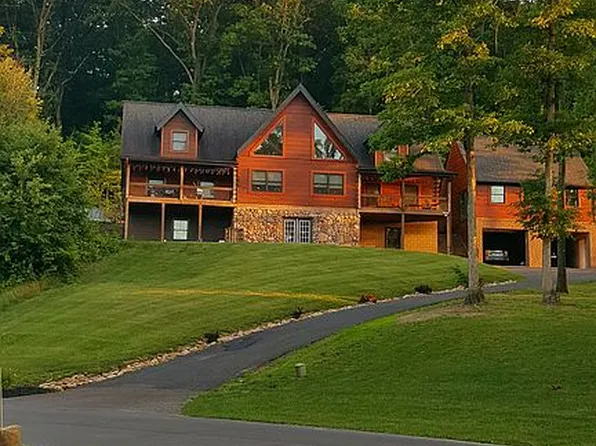 138 S Lakewood Dr, Ridgeley, WV 26753