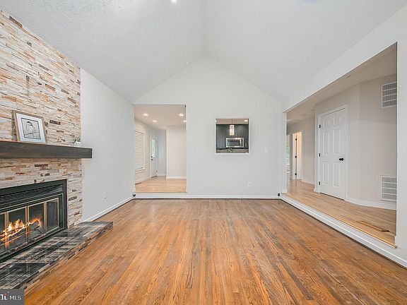 2nd image of 2603 Jordan Ct
