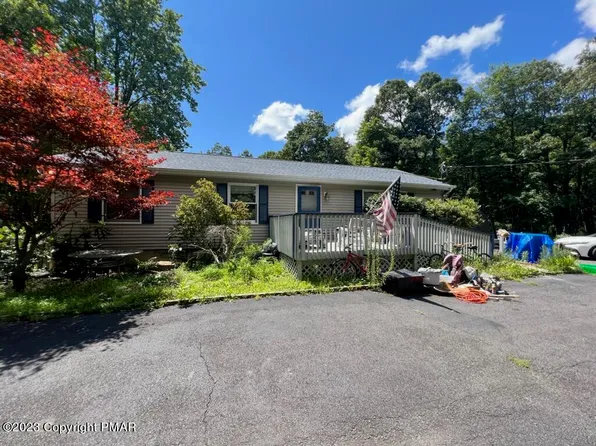 172 Shannon Dr, Long Pond, PA 18334