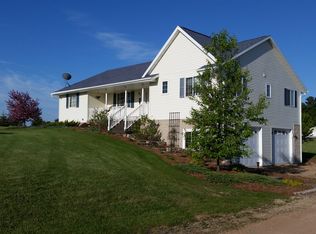 889 Bon St, Cecil, WI 54111