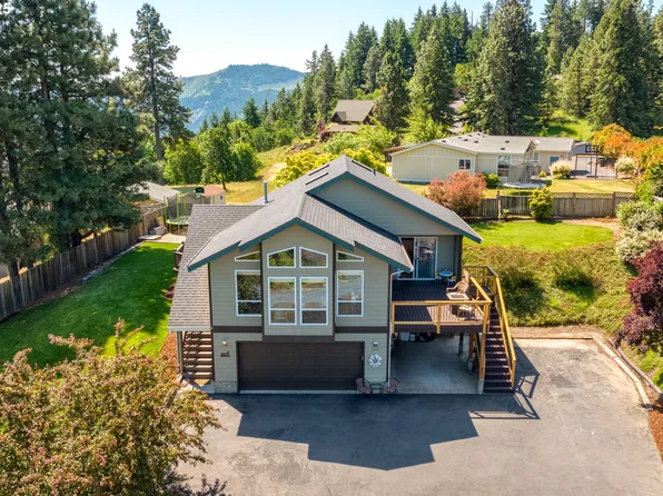 377 Nw Spg, Saint White Salmon, WA 98672