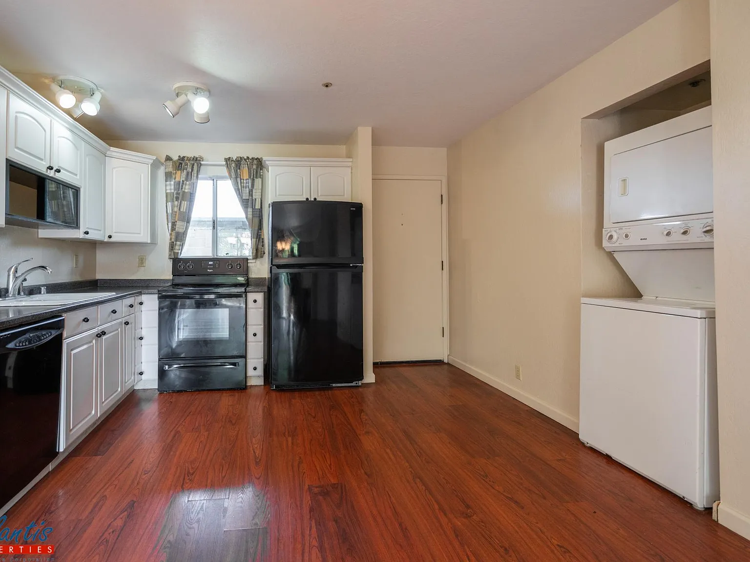 2 bed, 769 sqft, $3,345 — Photo 1