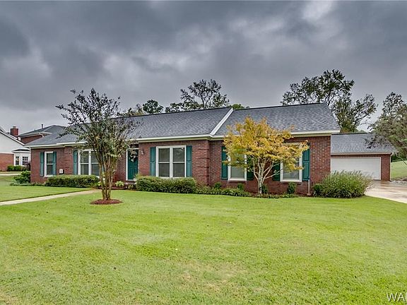2nd image of 7305 Crab Apple Cir