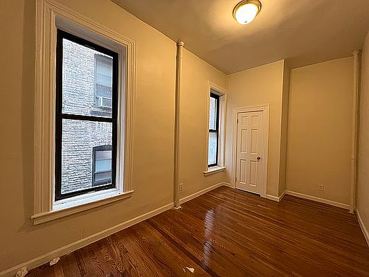 5th image of 520 W 123rd St APT 3e
