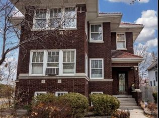 300 S Ridgeland Ave #2, Oak Park, IL 60302