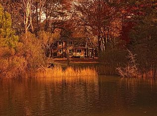 8466 Baileys Wharf Rd, Gloucester, VA 23061