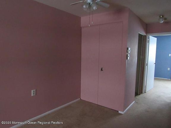 4th image of 100C Edinburgh Ln