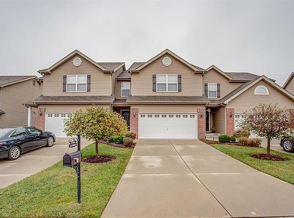 2nd image of 851 Foxgrove Dr