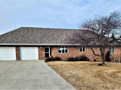 103 Bode Cir, Algona, IA, 50511