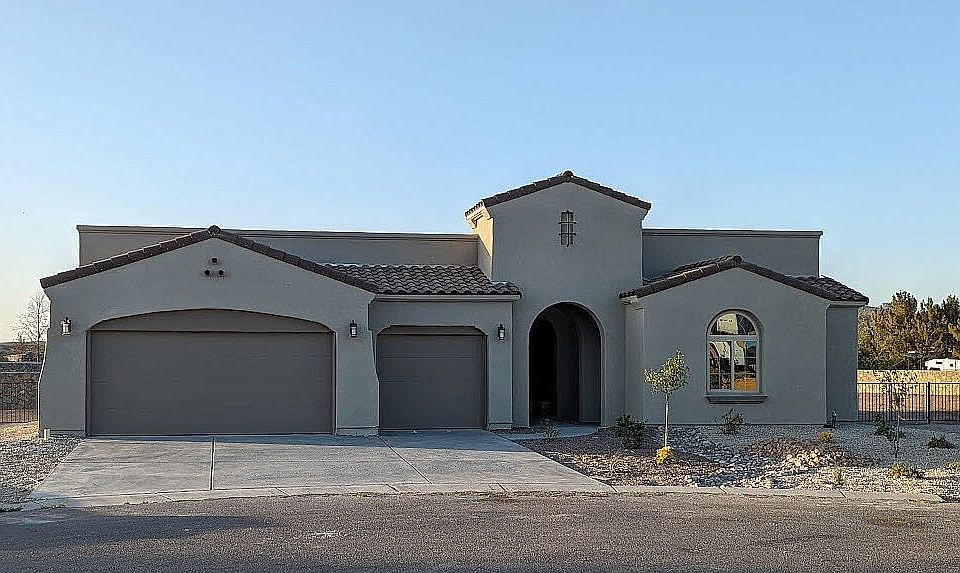 1st image of 392 Anton Ct