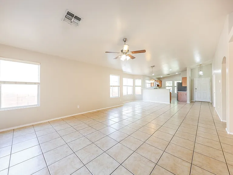 3312 S 95th Dr — Photo 5