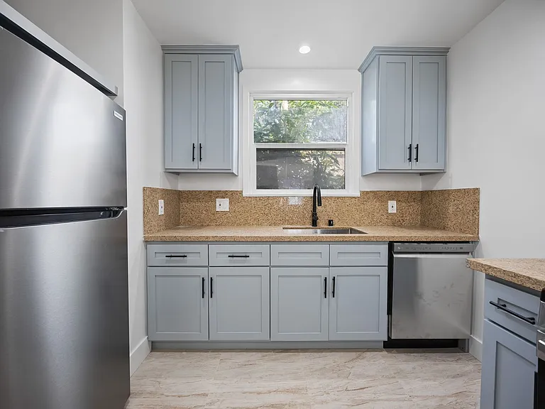 616 Sunset Ave — Photo 5