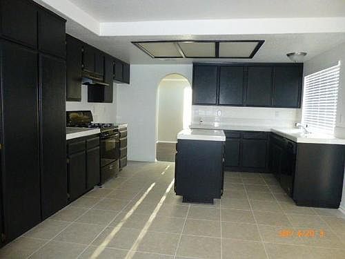 5th image of 5549 Cordiva Ct