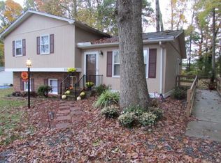 1135 Old Vfw Rd, Pinnacle, NC 27043