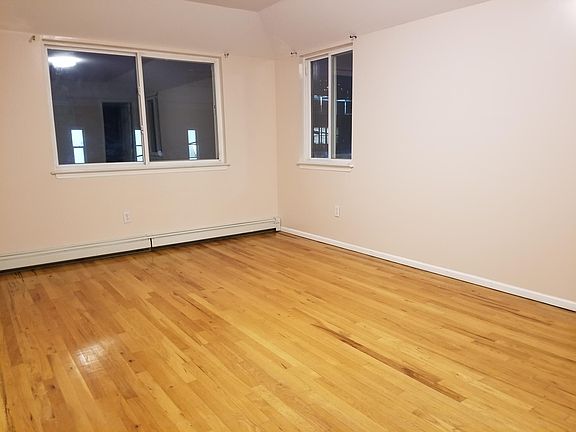 4th image of 58 256th St Floor 2