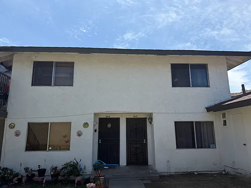 363 S Ashford Ave Photo 1