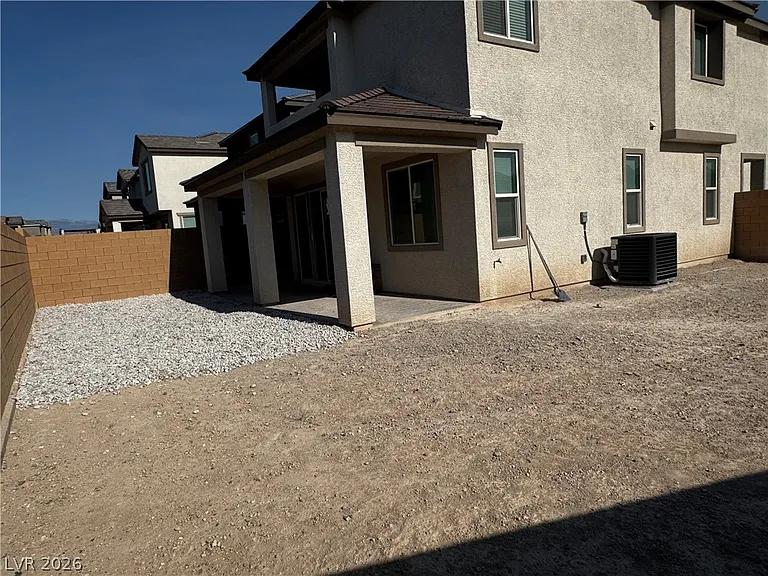 949 Ferodale Ave — Photo 33