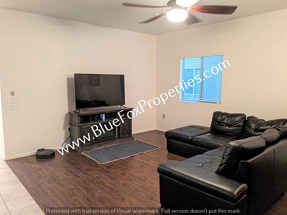 3rd image of 8938 N Country Cove Trl