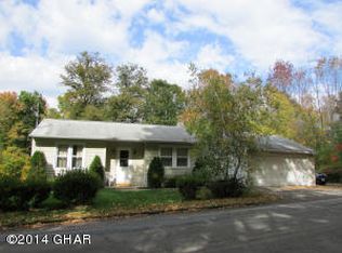 397 W Foothills Dr, Drums, PA 18222