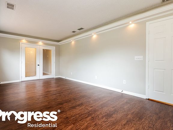 3rd image of 3766 Sutters Mill Cir