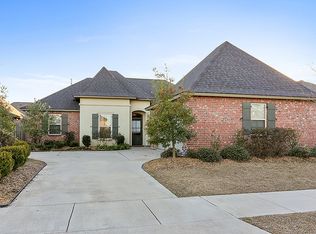 14810 Town Dr, Baton Rouge, LA 70810